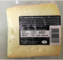 Pecorino stagionato al tartufo