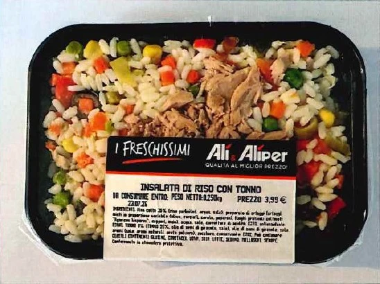 Insalata di riso con tonno