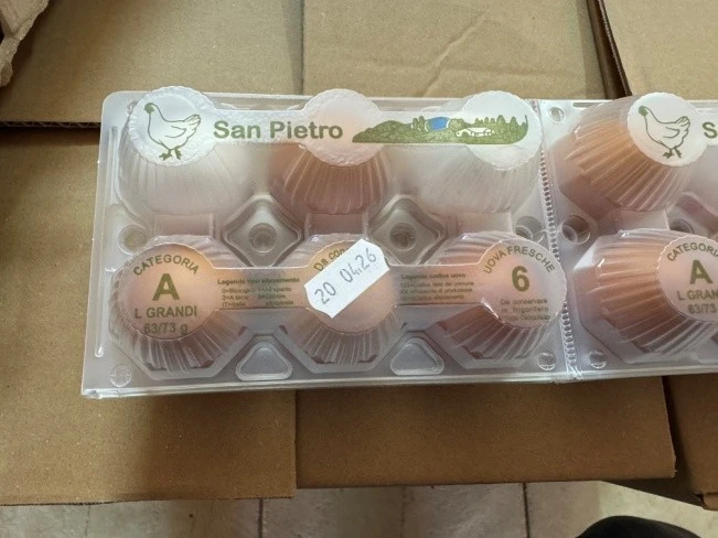 Foto Uova fresche - categoria A San Pietro - Salis Antonella richiamato
