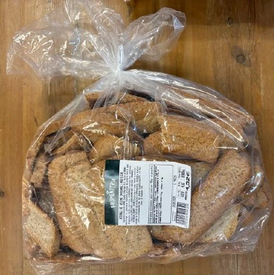Fette biscottate ritagli integrali ricchi in proteine